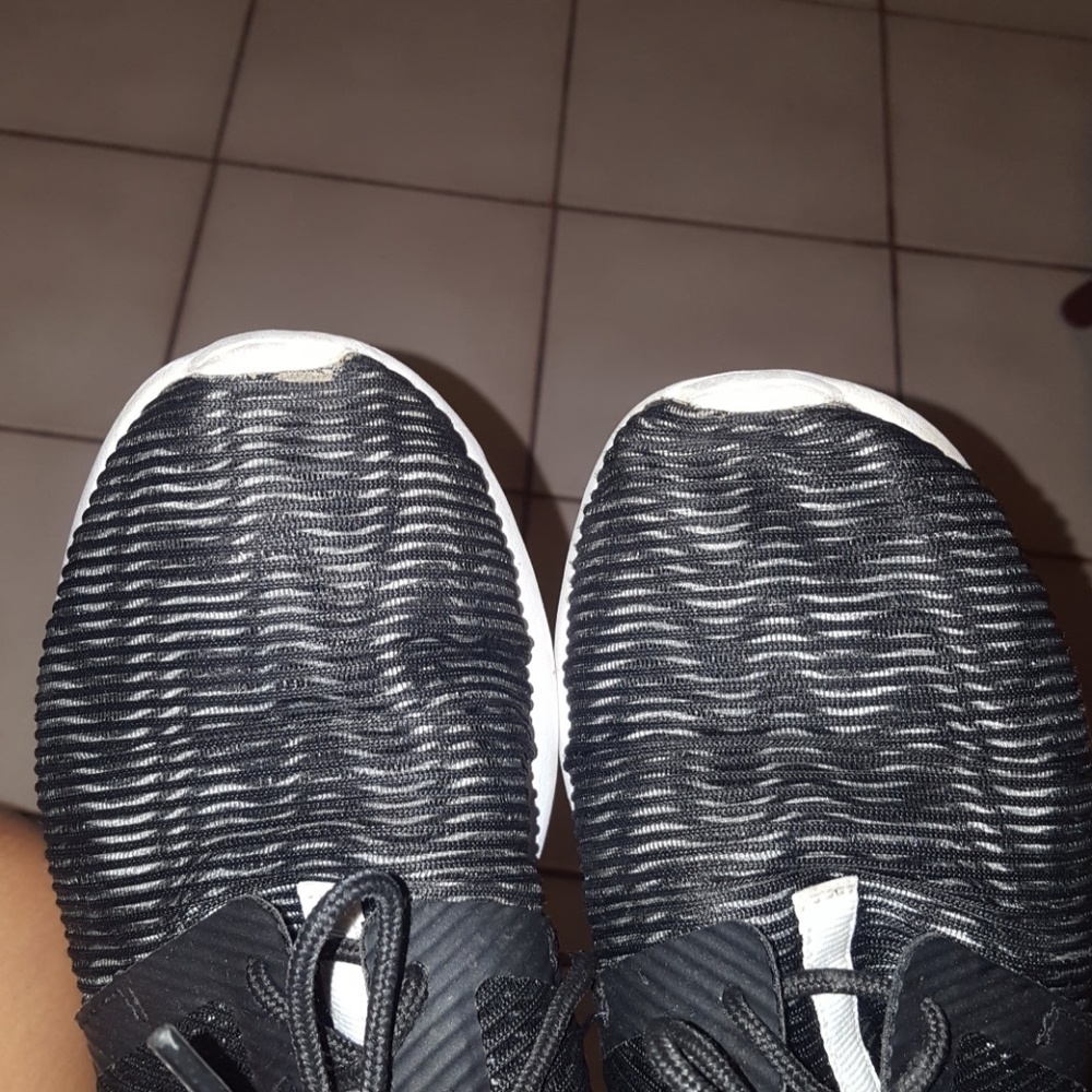 Black Roshes - Picture 4 of 4